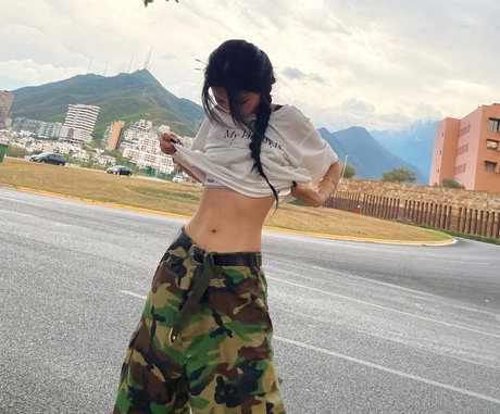 tiny pretty j OnlyFans Bilder nackt