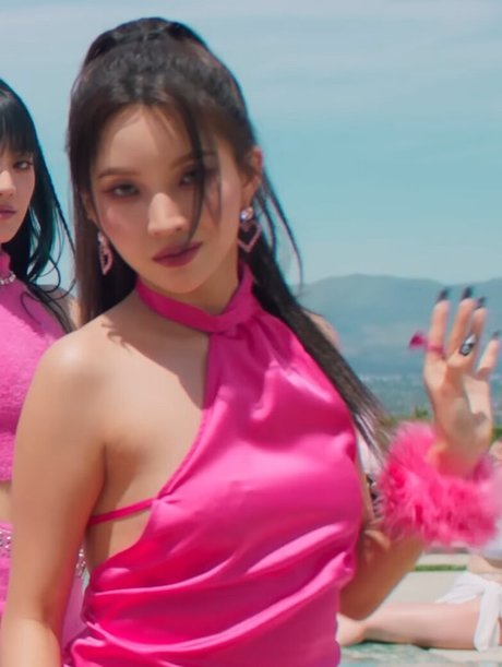 tiny pretty j OnlyFans Mega