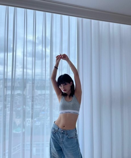 tiny pretty j OnlyFans-Leaks