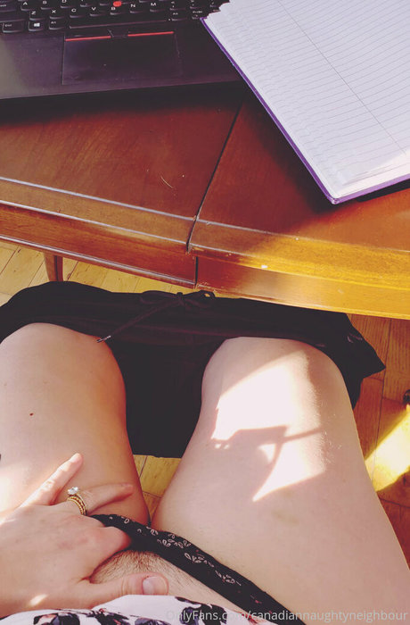 canadiannaughtyneighbour OnlyFans Porn