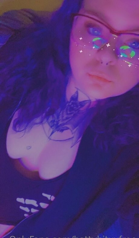battybitxxfree XXX OnlyFans