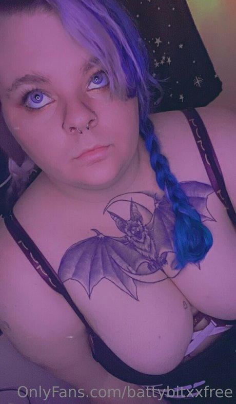 battybitxxfree OnlyFans Nacktbilder