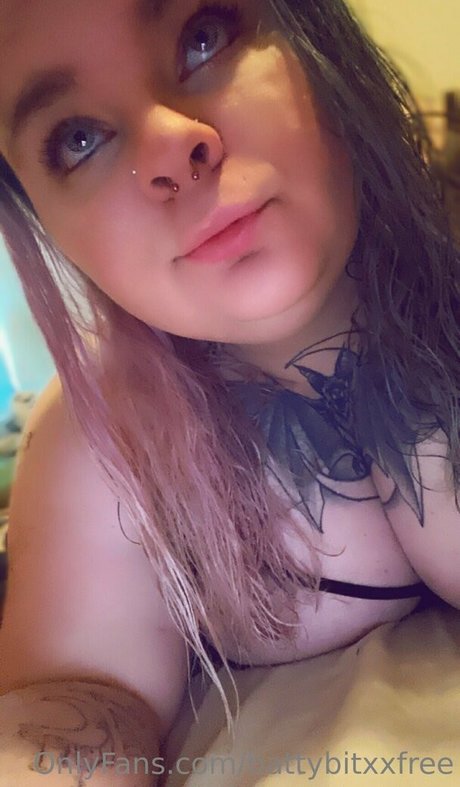 battybitxxfree OnlyFans Modelfoto