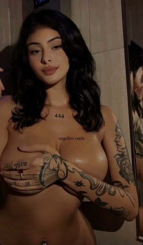 Paaaubg OnlyFans nackte Brüste