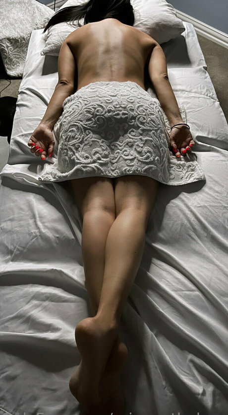 ariannathehousewife OnlyFans Joi