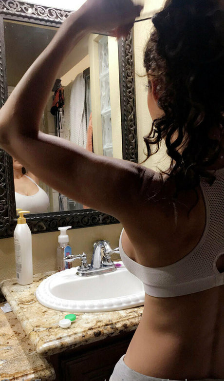 ariannathehousewife OnlyFans-Bild