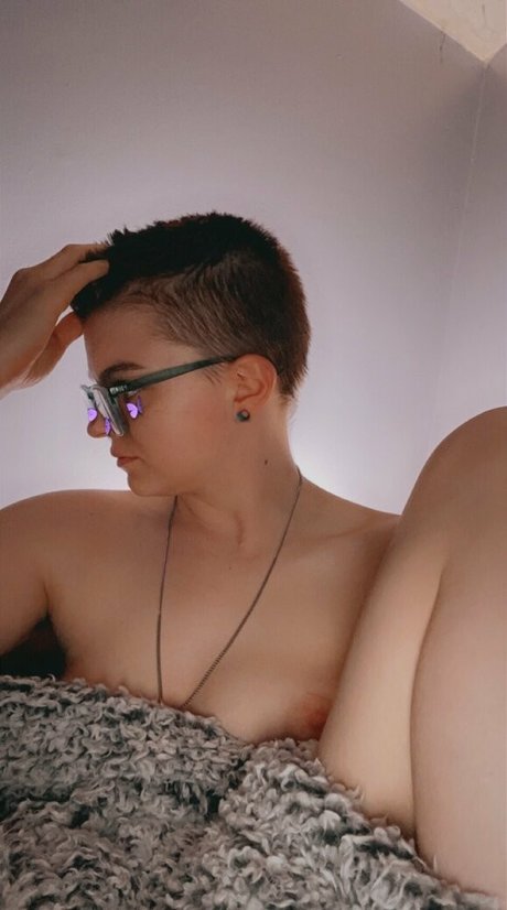 Spellbound OnlyFans geleakte Brüste