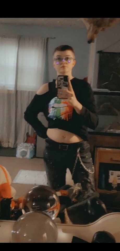 Spellbound OnlyFans Striptease