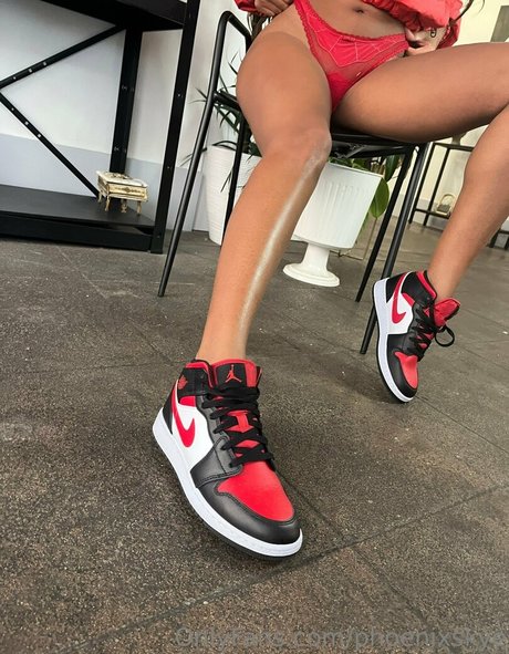 phoenixskye OnlyFans geleakte Pornografie