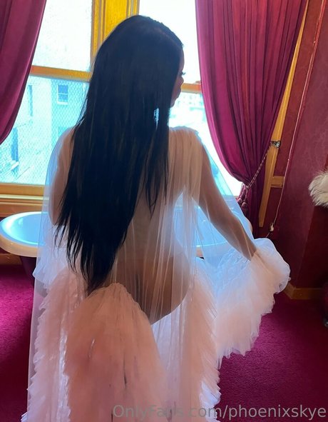 phoenixskye OnlyFans gratis