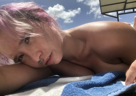 trippylittlehippi OnlyFans XXX