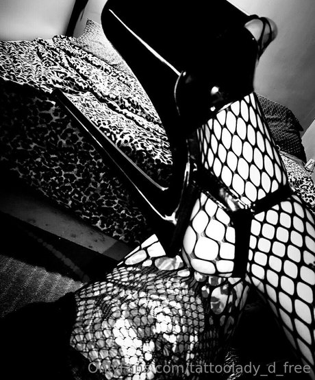 tattoolady d free OnlyFans Leak