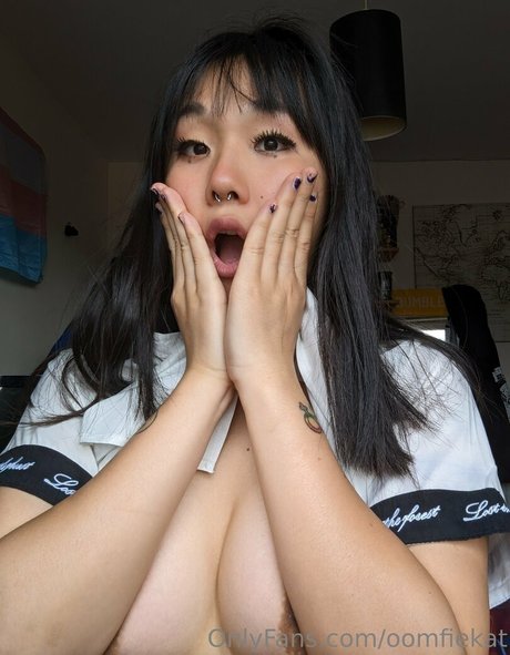 oomfiekat Neue geleakte OnlyFans-Inhalte