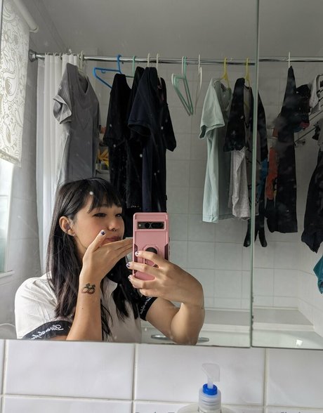 oomfiekat OnlyFans explizite Inhalte