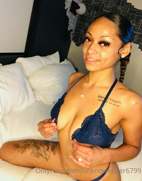 tae lexxx OnlyFans Bilder