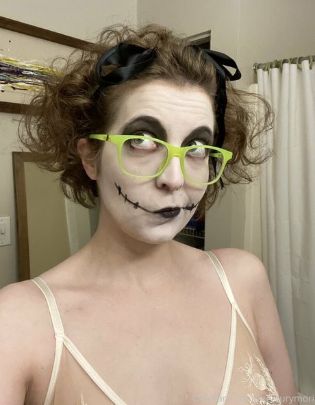 mercurymori NurlyFans-Pornos