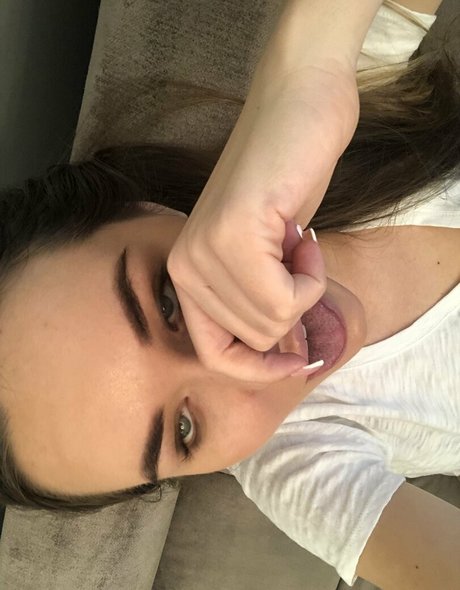 linda 0nline NurlyFans-Brüste