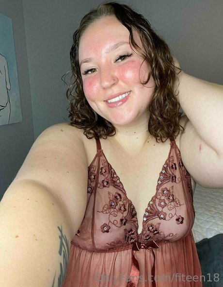 fiteen18 OnlyFans schlank