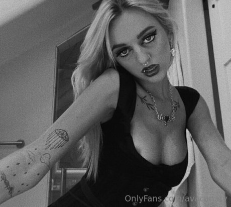 avacanary OnlyFans Sex geleakt