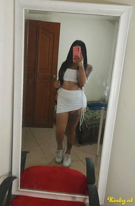 Violett Martinez OnlyFans-Leaks