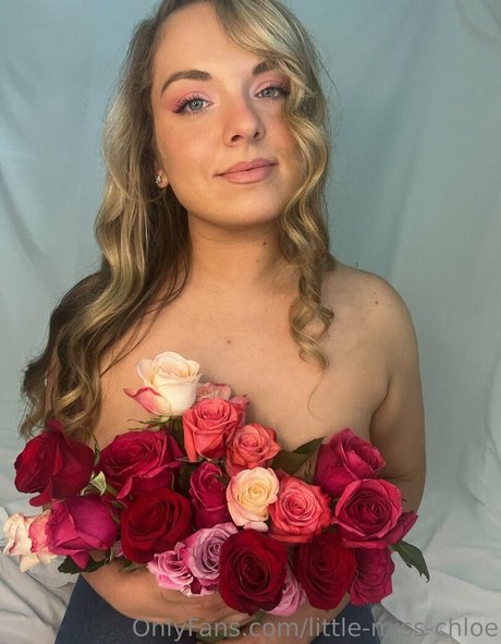 little miss chloe OnlyFans-Inhalte