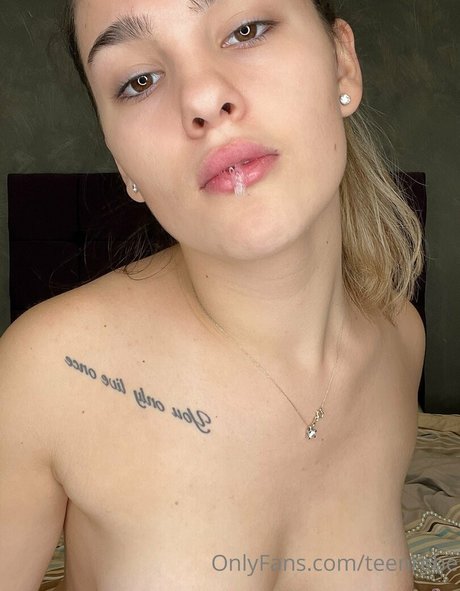 teenrebe Leak von OnlyFans-Inhalten