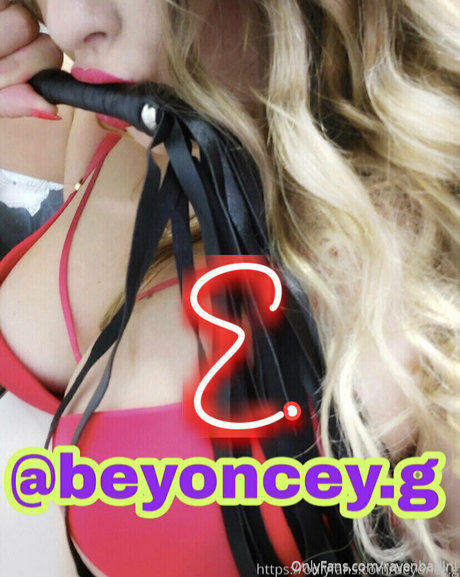 ravenbadini Bilder OnlyFans