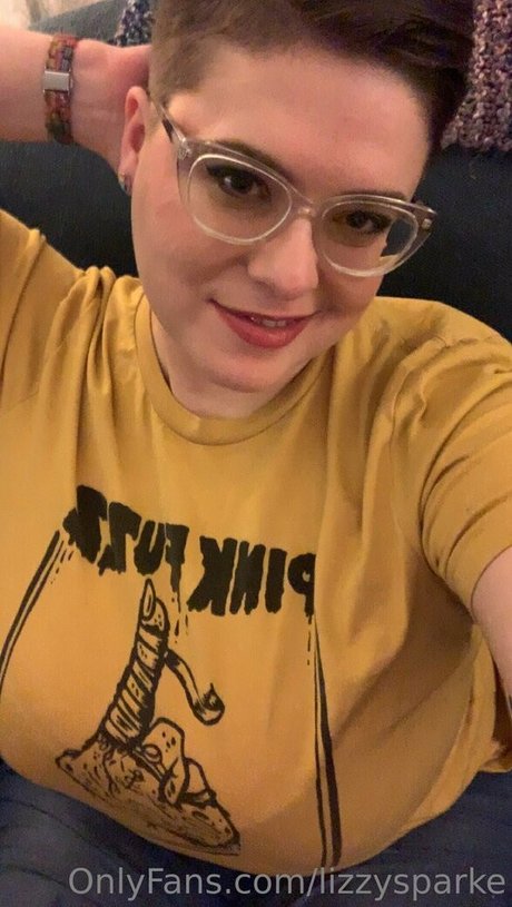 lizzysparke OnlyFans Nacktbilder