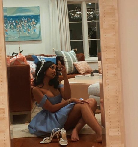 Maitreyi Ramakrishnan Nacktbilder von OnlyFans