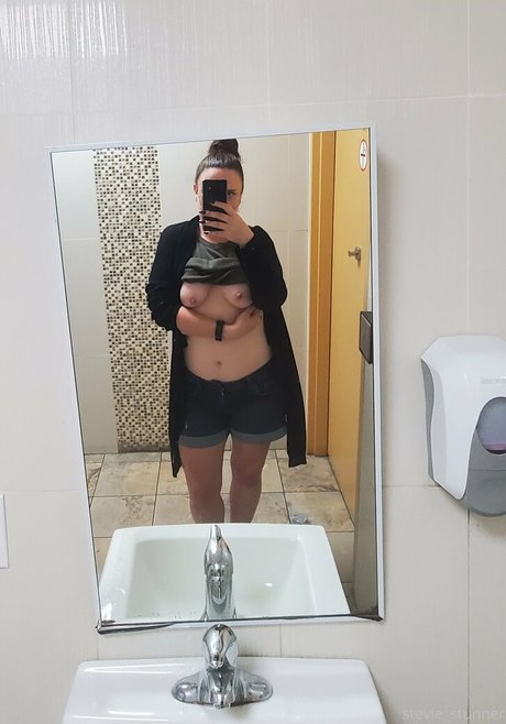 stevie stunner OnlyFans geleakte Brüste