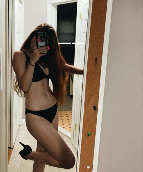 notemilyb Nackt auf OnlyFans