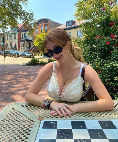 notemilyb OnlyFans-Komplettinhalte