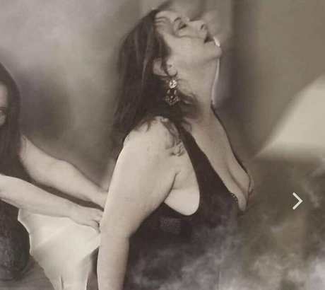 crimson ghoul OnlyFans Arsch Leak