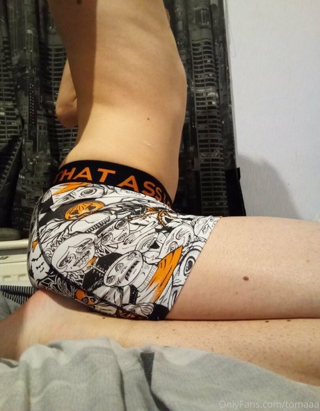 tomaaa Nackt auf OnlyFans