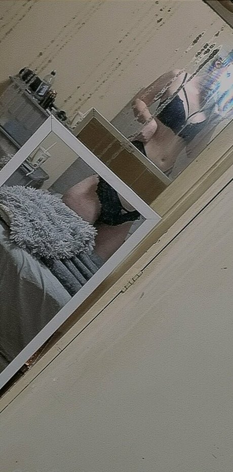 baby roze Nacktbilder-Leaks von OnlyFans