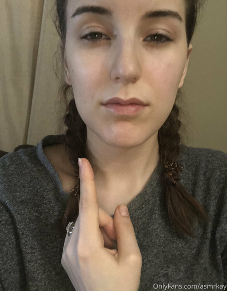 asmrkay OnlyFans-Model