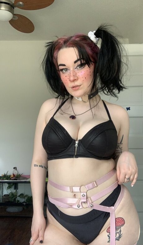 prettyboyscythe NurlyFans-Pornos