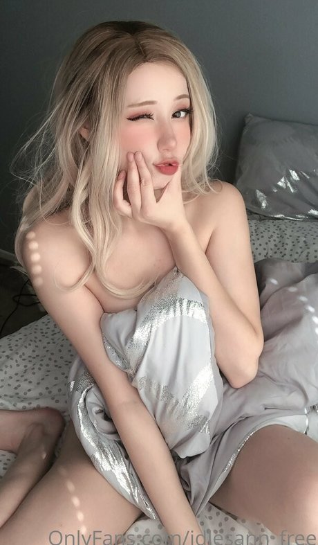 idlesann free OnlyFans Model Fotos
