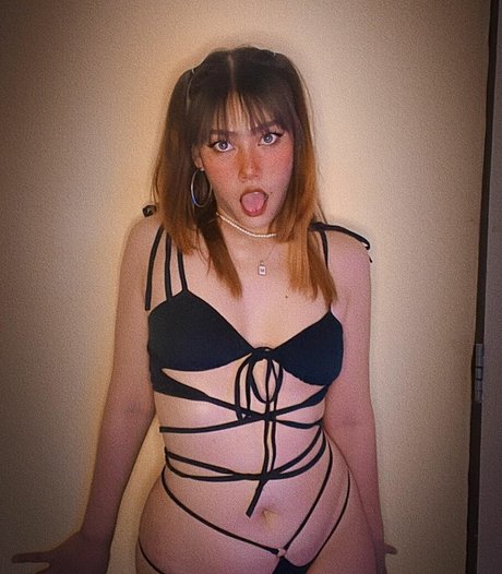 Moji3693 OnlyFans Nacktbilder geleakt