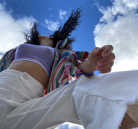 Depop Wins OnlyFans Nacktbilder