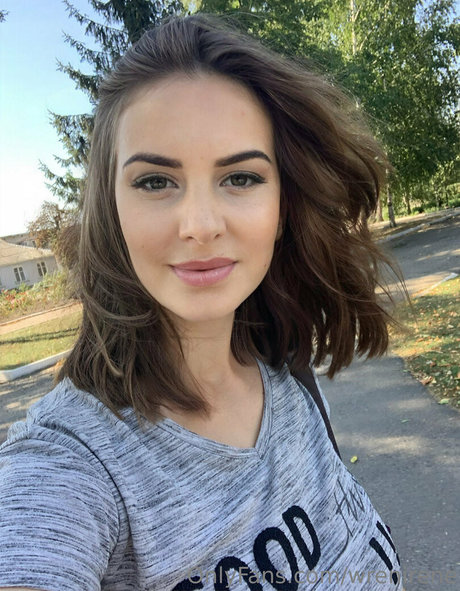 wrenirene OnlyFans Bilder