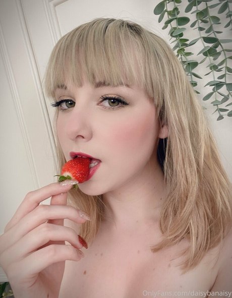 daisybanaisy NSFW OnlyFans