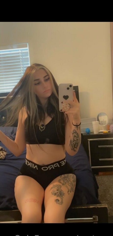 matney Nacktbilder-Leaks von OnlyFans