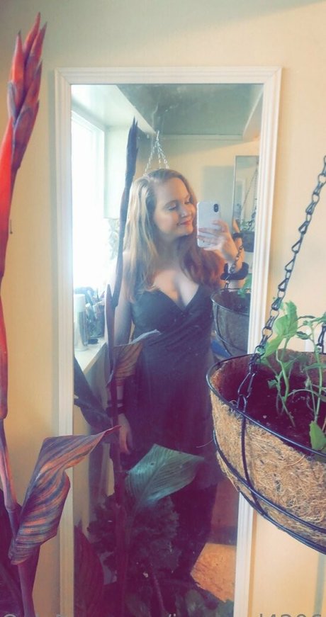 ivypearl42069 Leaked OnlyFans Fotos