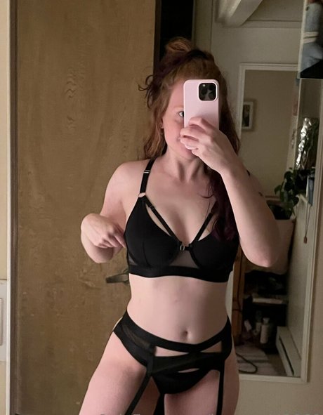 ivypearl42069 Nacktbilder-Leaks von OnlyFans