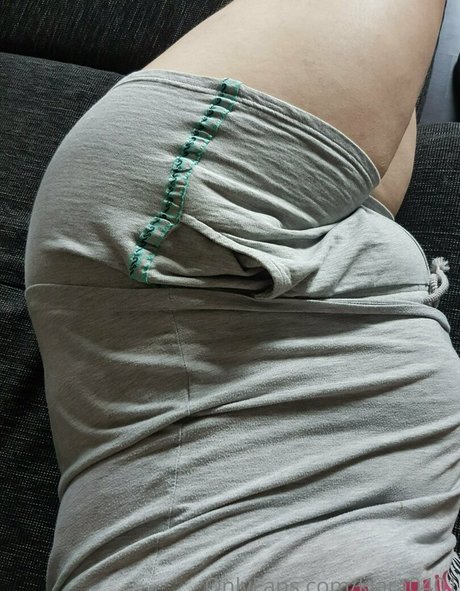 kjara0401 OnlyFans NSFW