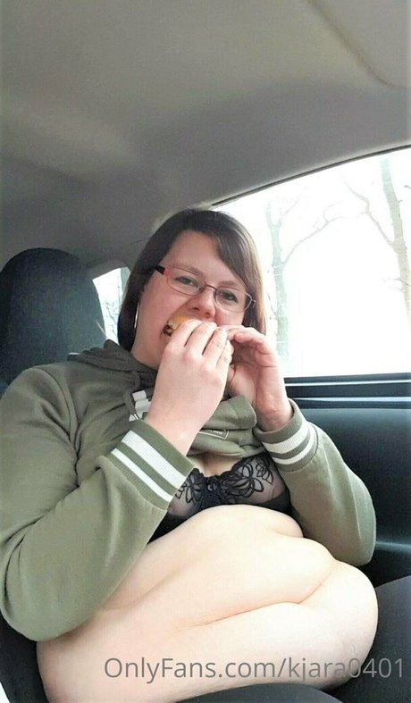 kjara0401 OnlyFans Nacktfotos