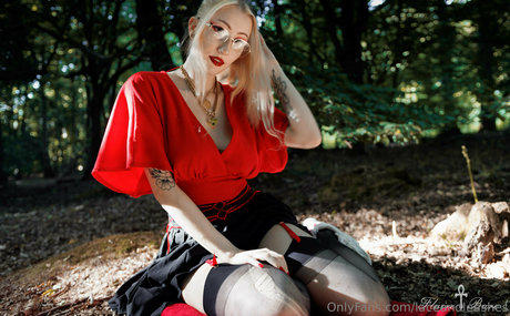 laceandleashes Nackt OnlyFans Porn