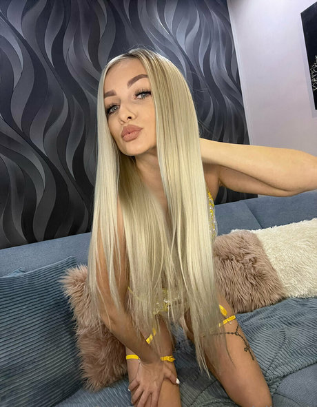 hotblondesarah Leaked OnlyFans Nacktbilder