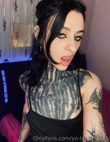 yo landi black OnlyFans Pornografie